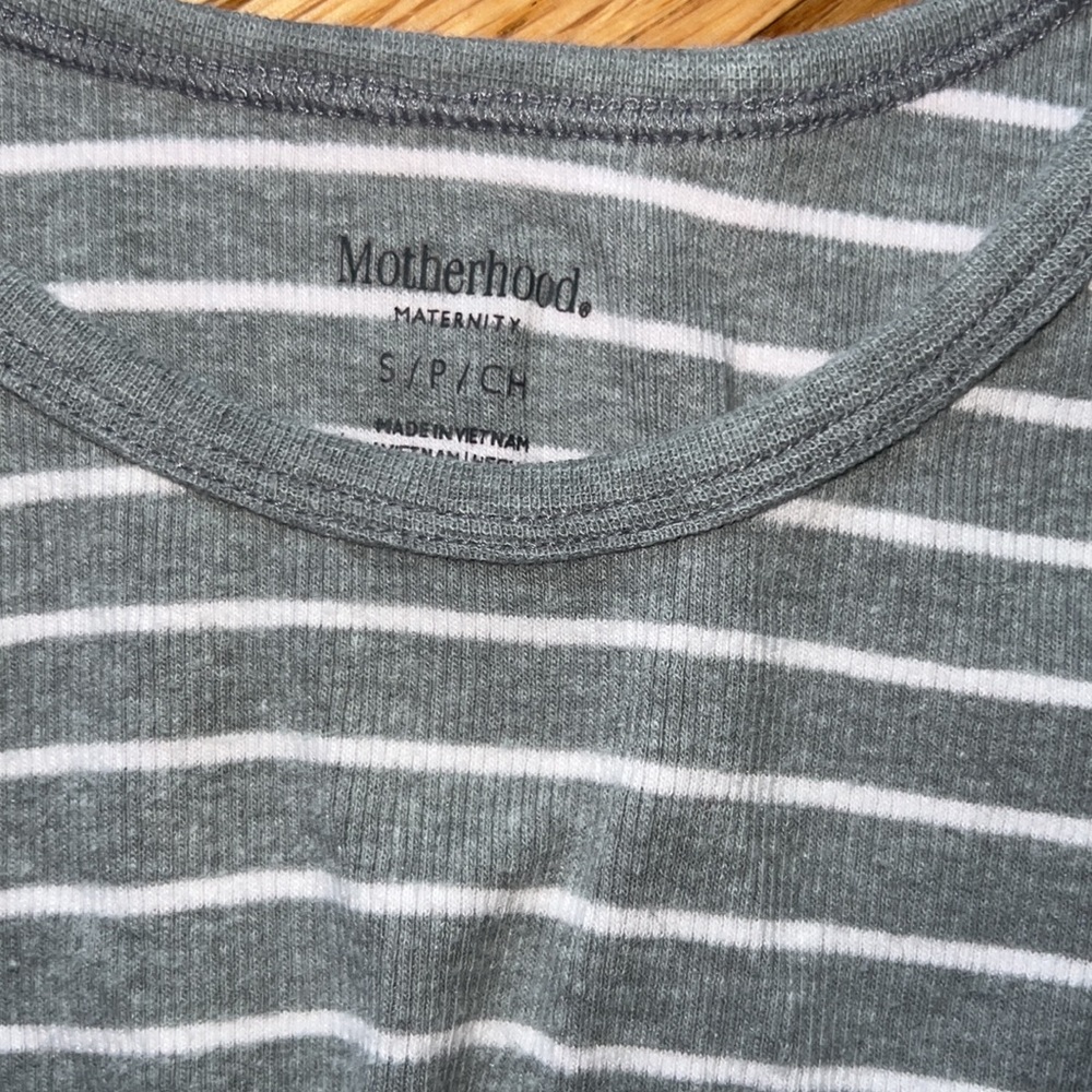 3! Motherhood maternity tank tops - Picture 5 of 6